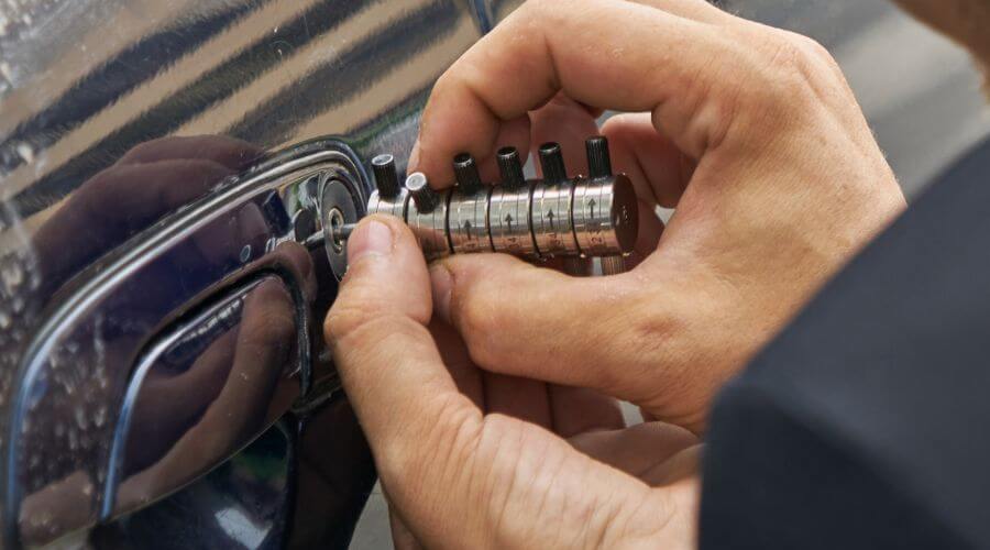 Professional residential roofers in Hixson, TN